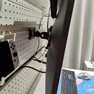 모니터암 전용 타공판 거치대 책상 꾸미기 마운트 모니터전용 양면형 브라켓 벽