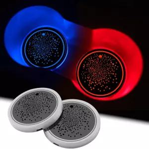2Pcs LED 자동차 컵 홀더 조명 7가지 색상의 라이트 업 코스터 트럭 차량 장식용 USB 충전식 실내 액세서리