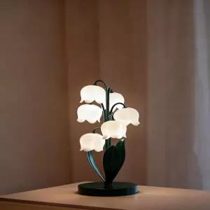 마돈나샵 꽃잎램프 은방울꽃 탁상조명 인테리어소품 앤틱