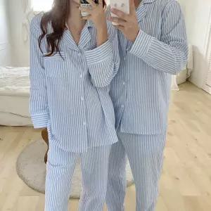 소프트 블루 스트라이프 남녀커플 파자마 세트