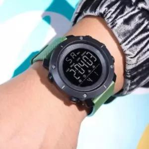 [옷자락]남성 스포츠 알람시계 스톱워치 방수 패션시계