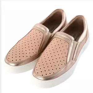 [에스콰이아][에스콰이아] 여성 경량 펀칭 슬립온 3CM(EQCSHL531PI) (P003744298)