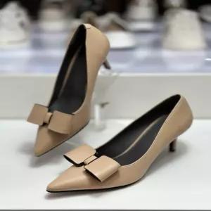세이브존02 소가죽 리본 포인트 스틸레토 7CM 펌프스 힐 M-FW29SM71