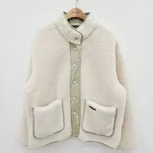 [포커스]양털무스탕 FW5K3JP3236IV_SH