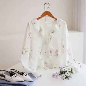 [잇수다] 써니안 플라워 리본 스트링 프릴 브이넥 퍼프 블라우스