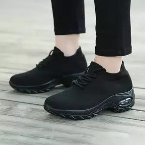 여성 에어쿠션 니트 스니커즈 경량 워킹화 운동화 (46777291)