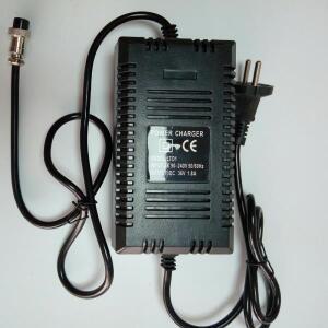 EU 표준 36V 1.8A 12mm 핀 XLR 암 플러그 AGM VRLA 납 산성 젤 배터리 용 스마트 충전기 36V 10AH 12AH 14A