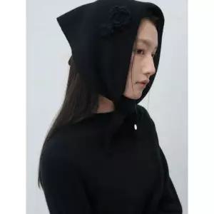 제너럴아이디어 GENERALIDEA 핸드메이드 니트 플라워 브로치 세트 BLACK WBE4L98523 134707