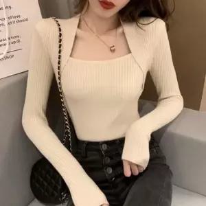 [옷은날개] U넥 라인 스판 골지 니트 티셔츠 가슴라인 슬림니트