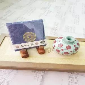 한국의 미 전통 문양 자수 손수건