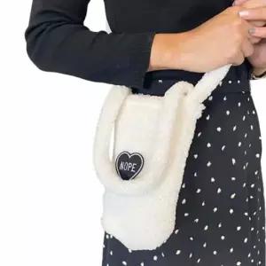 양털 후리스 텀블러백 미니핸드폰가방 여성미니백 여성미니크로스백