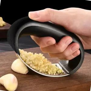 고깃집마늘압착기 조리용 마늘분쇄기 다양한요리 넒은면적 가정용분쇄기 11cm