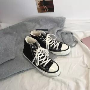 털하이탑 스니커즈 방한화 운동화화 겨울화 캔버스화 여자신발 단화