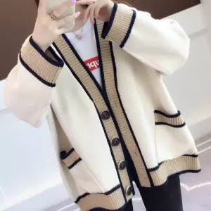 여성 배색 가디건 기본핏 캐주얼 아크릴 니트데일리룩 데이트 20대 코디 두꺼운 따뜻한 간절기 봄코디 여자