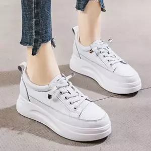 2컬러 레더 스니커즈 5.5cm 통굽 키높이 밴딩 운동화캔버스화 캔버스화 캐주얼 패션 패션화 여성 여자 여자