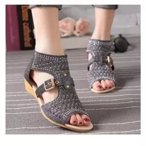 19STAR 여성샌들로우힐 편한여자 여름 캐주얼 예쁜 글래디에이터 여름용 스트랩달 발목 낮은굽