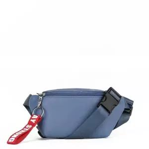 학생가방 대학생 코디 웨이스트백 힙색 캐쥬얼 커플