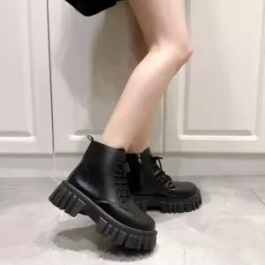 여성 고급 빅사이즈 볼드솔 하이탑 플랫폼 워커 부츠샌들 구두 여자 남자 기모 통굽 발편한 레이스업 운동
