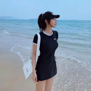 엣지 배색 웨이스트 셔링 원피스 2컬러 비키니 수영복호캉스 홀터넥 넥복 비치웨어 탱키니 패션복 비치복