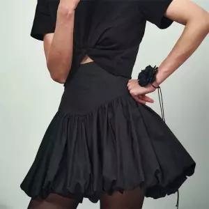 바스락 벌룬 스커트 플리츠 햅번 밴딩 플레어 펌킨 a라인 롱 치마 주름 블랙 하객룩