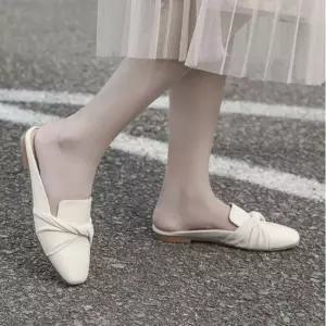 인기상품 꼬임 포인트 스타일리쉬 여성 패션 뮬 블로퍼 [WF8CCF1_260403]