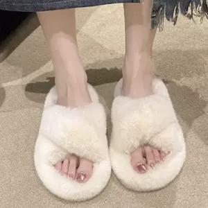 인기상품 엑스자 크로스 포인트 여성 퍼안감 패션 슬리퍼 [WF8CCE3_260403]