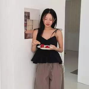 [하프클럽/옷자락]여자 러블리 코튼 끈조절 셔링 프릴 나시 뷔스티에