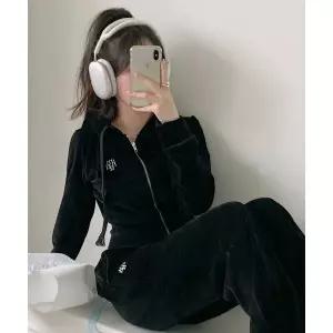 MUAHMUAH 포인트 벨벳 트레이닝 후드집업 [4color]