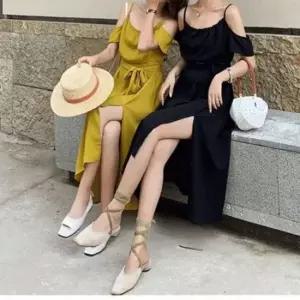 플레어 어깨트임 여름원피스 유니크한 허리리본 포인