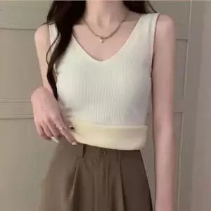 [라일리여성의류] Rly 융털 기모 브이넥 골지 민소매 나시 티셔츠