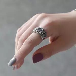 [제이로렌]바이데이지 03SR024 1월탄생석 가넷 원석 실버반지