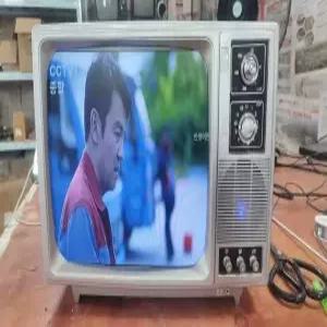 레트로tv 옛날텔레비전 빈티지 아날로그 다이얼 장식 포토존 팝업 전시