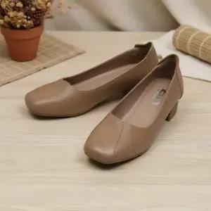 [다잇템]여성용 컨템포러리 블록힐 사각 클래식 펌프스 (47361834)