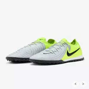 (국내매장판)나이키 풋살화 팬텀 GX 2 프로 TF 로우탑 축구화, FJ2583-003