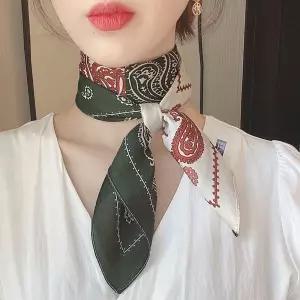 페이즐리 쁘띠 스카프 70 여자 목 명품 딥그린 배색