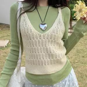 뷔스티에 니트 뜨개조끼 여름 심플 코디 티 레이어드