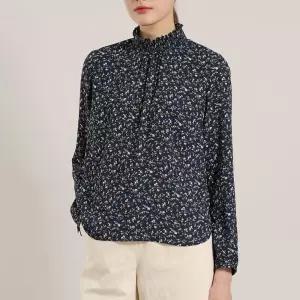 [올앤선드리]스모킹넥 프린트 블라우스 A5S2B482