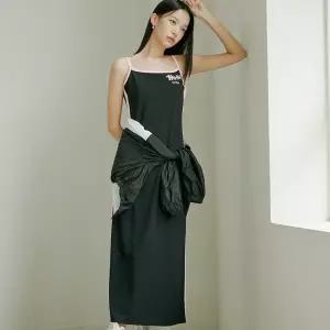 [롯데백화점]에고이스트 H라인 슬림핏 롱 져지 원피스 ER3RD772