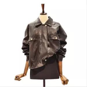 [롯데백화점]나인스텝 소매 셔링 가죽 자켓 N26NJ6101