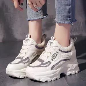 매쉬 운동화 스니커즈 여성9cm 어글리슈즈 속굽