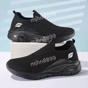 남자운동화이월상품남성스니커즈통기성플라이 위빙 캐주얼 신발 커플 경화 신발 편안한