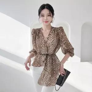 금찌 리아 레오파드 언발 블라우스 ST8175B