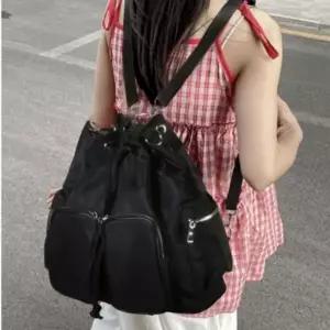 투포켓 버킷 숄더 겸 백팩 투웨이 가방