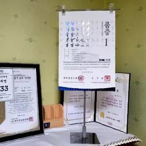 탁상용 안내판거치대 메뉴판스탠드 홍보물꽂이 카페용 식당용 행사장 클립형 높이조절