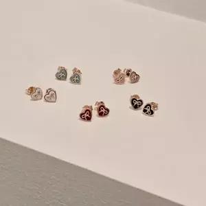 S5046 여성 에폭시 미니 하트 팬던트 리본 포인트 귀걸이 데일리