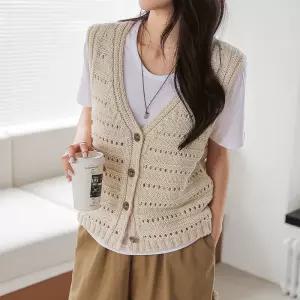 [시크폭스] 스프링뷰 펀칭 브이넥 니트베스트_61VT1682