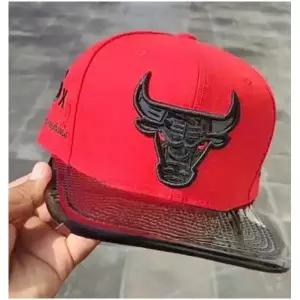 시카고 불스 레드 스냅백 모자 블랙 로고 NBA 플랫 브림 조절가능한 캡