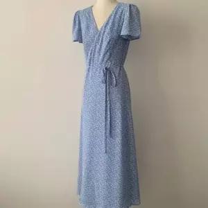 꽃무늬 드레스 쉬폰 브이넥 반팔 우아한 랩원피스