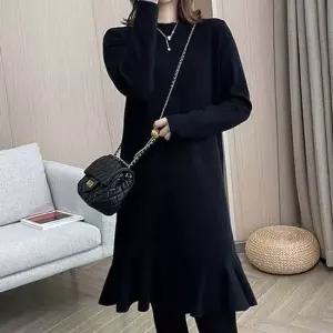 밑단 프릴 니트 원피스 심플 미니 원피스