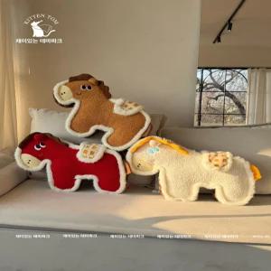 벨라마켓 쇼파쿠션 등쿠션 솜포함 베개 말인형 홈데코 인테리어